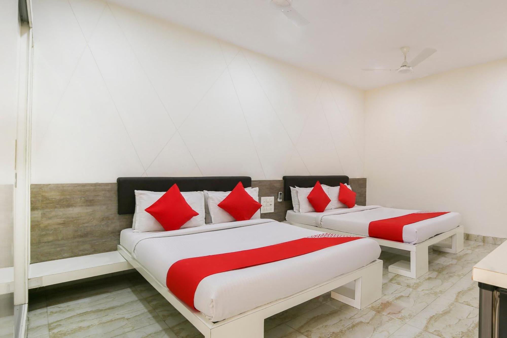 Hotel O Shiv Vatika Banquet & Rooms Bhatha Екстер'єр фото