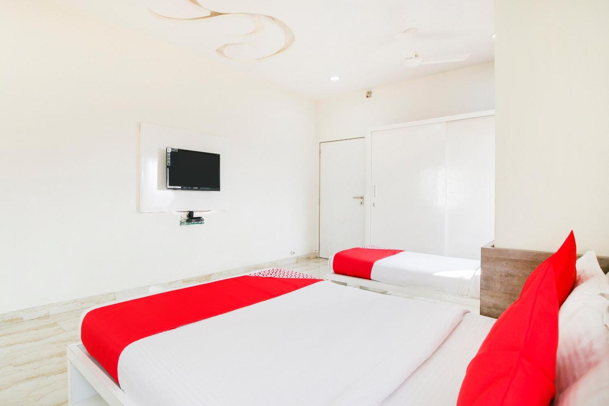 Hotel O Shiv Vatika Banquet & Rooms Bhatha Екстер'єр фото